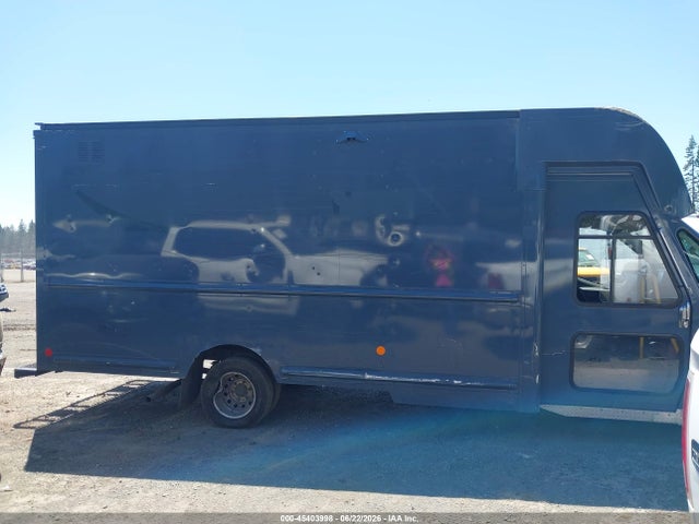 Ford Transit-350 Cutaway 2022 1FDDF6P88NKA15464 Image 17