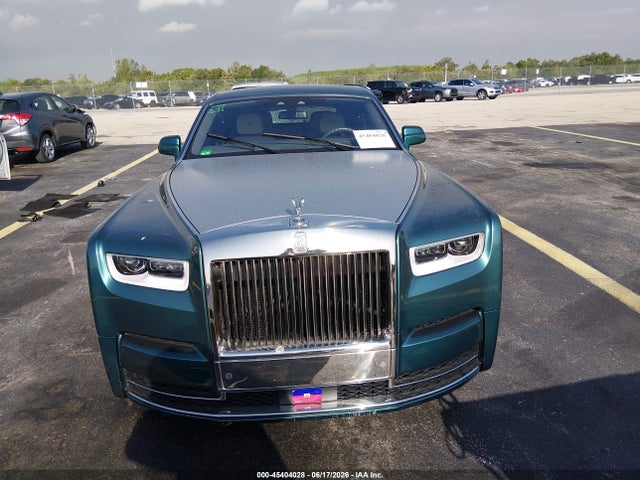 Rolls-Royce Phantom 2022 SCATT6C01NU211539 Image 12