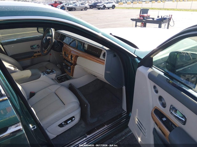 Rolls-Royce Phantom 2022 SCATT6C01NU211539 Image 5