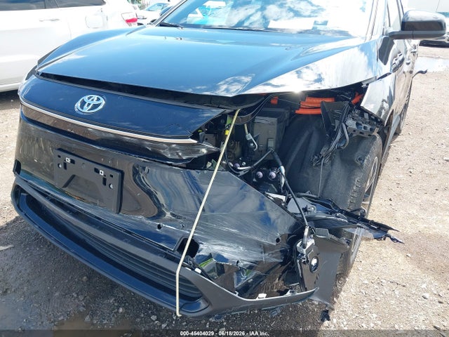 Toyota BZ4X XLE 2025 JTMABACA1SA104227 Image 20