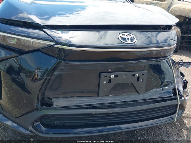 Toyota BZ4X XLE 2025 JTMABACA1SA104227 Image 21