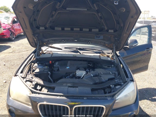 Aukcja sprzedaży 2015 Bmw X1 Sdrive28i, vin: WBAVM1C53FV316668, numer aukcji: 45404065