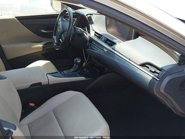 45404072 :رقم المزاد ، JTHB21B11K2036929 vin ، 2019 Lexus Es 300h مزاد بيع