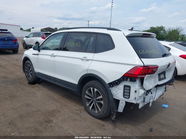 45404083 :رقم المزاد ، 3VVRB7AX0PM131959 vin ، 2023 Volkswagen Tiguan 2.0t S مزاد بيع