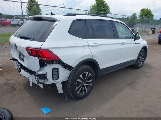 45404083 :رقم المزاد ، 3VVRB7AX0PM131959 vin ، 2023 Volkswagen Tiguan 2.0t S مزاد بيع