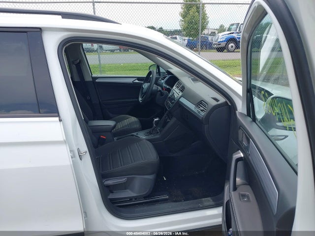 45404083 :رقم المزاد ، 3VVRB7AX0PM131959 vin ، 2023 Volkswagen Tiguan 2.0t S مزاد بيع