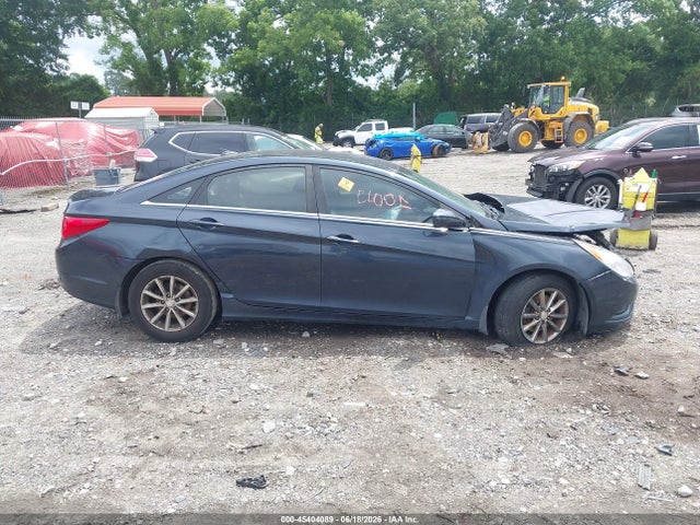 Продажа на аукционе авто 2013 Hyundai Sonata Gls, vin: 5NPEB4AC3DH548101, номер лота: 45404089