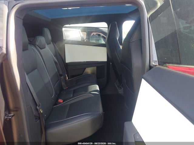 Tesla Cybertruck All-wheel Drive 2024 7G2CEHED8RA001642 Image 8