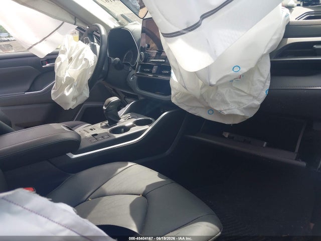 2026 Toyota Highlander Xle მანქანა იყიდება აუქციონზე, vin: 5TDKDRBH3TS595612, აუქციონის ნომერი: 45404167