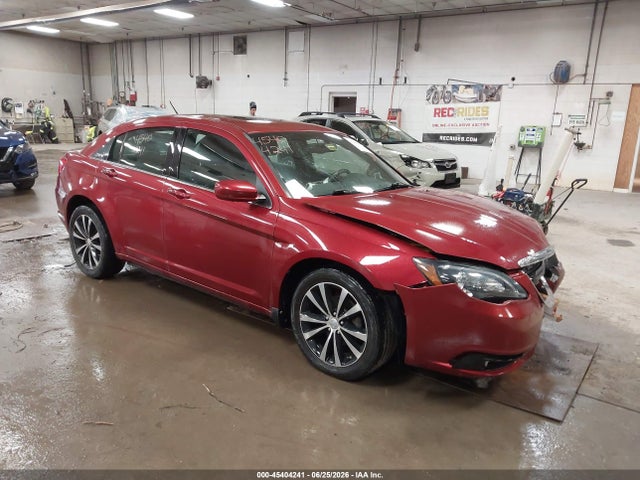 2012 Chrysler 200 S მანქანა იყიდება აუქციონზე, vin: 1C3CCBHG1CN149949, აუქციონის ნომერი: 45404241