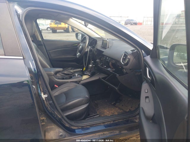 45404244 :رقم المزاد ، 3MZBM1U78GM242999 vin ، 2016 Mazda Mazda3 I Sport مزاد بيع
