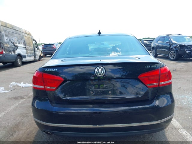 Продаж на аукціоні авто 2015 Volkswagen Passat 2.0l Tdi Sel Premium, vin: 1VWCV7A39FC054806, номер лоту: 45404245