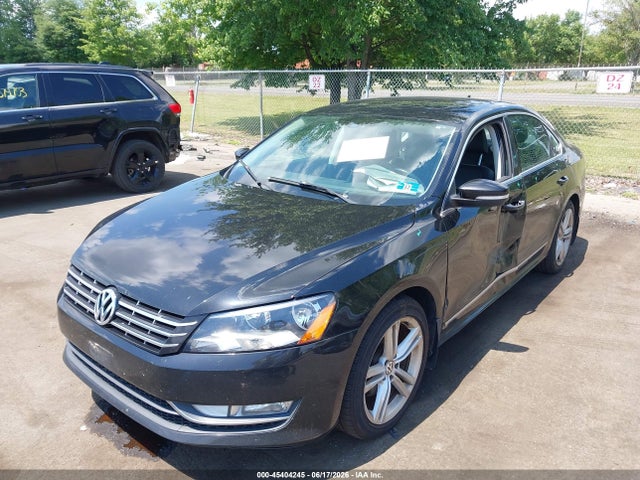 Продаж на аукціоні авто 2015 Volkswagen Passat 2.0l Tdi Sel Premium, vin: 1VWCV7A39FC054806, номер лоту: 45404245