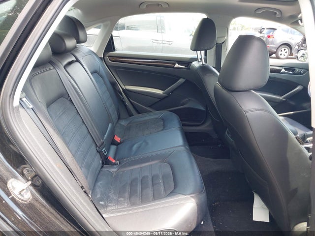 Продаж на аукціоні авто 2015 Volkswagen Passat 2.0l Tdi Sel Premium, vin: 1VWCV7A39FC054806, номер лоту: 45404245