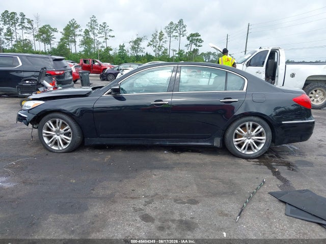 2014 Hyundai Genesis 3.8 მანქანა იყიდება აუქციონზე, vin: KMHGC4DD4EU265624, აუქციონის ნომერი: 45404349
