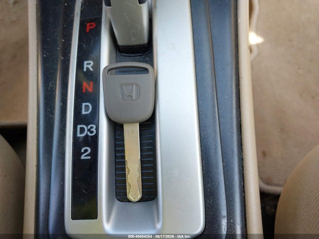 Продажа на аукционе авто 2004 Honda Civic Lx, vin: 2HGES16584H503495, номер лота: 45404354
