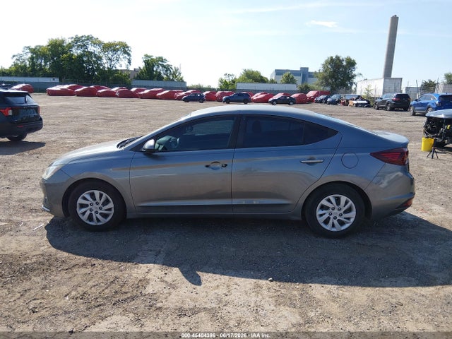 Hyundai ELANTRA SE 2019 5NPD74LF0KH433781 Image 14