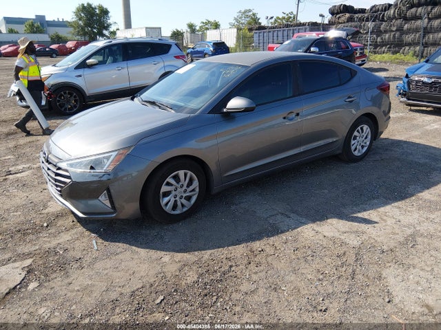 Hyundai ELANTRA SE 2019 5NPD74LF0KH433781 Image 2