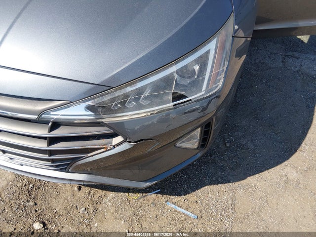 Hyundai ELANTRA SE 2019 5NPD74LF0KH433781 Image 6
