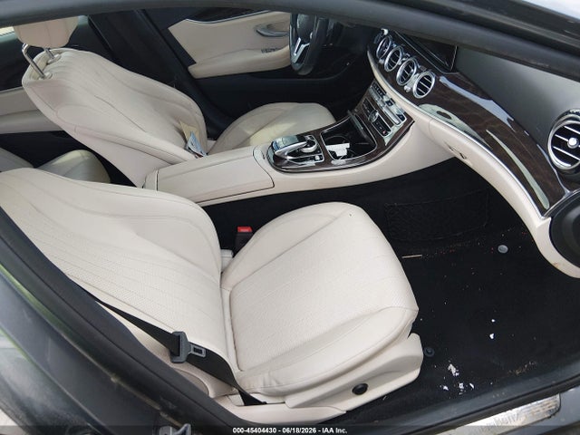 2019 Mercedes-benz E 300 მანქანა იყიდება აუქციონზე, vin: WDDZF4JB1KA515959, აუქციონის ნომერი: 45404430