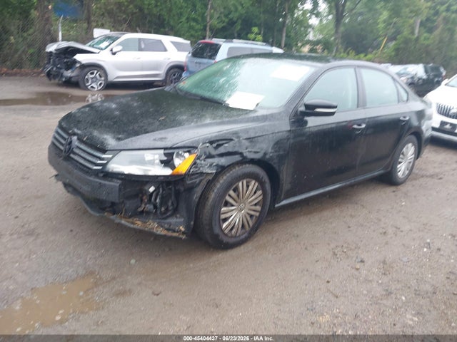 Aukcja sprzedaży 2015 Volkswagen Passat 1.8t S, vin: 1VWAT7A31FC019173, numer aukcji: 45404437