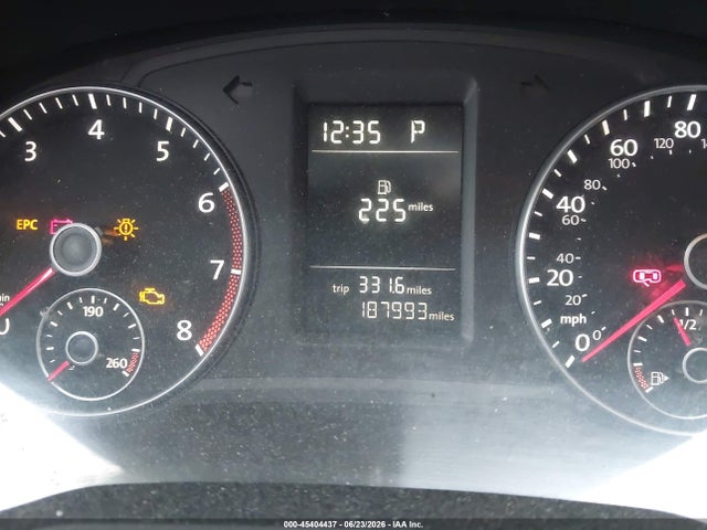 Aukcja sprzedaży 2015 Volkswagen Passat 1.8t S, vin: 1VWAT7A31FC019173, numer aukcji: 45404437