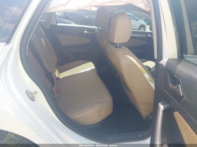 2019 Volkswagen Jetta 1.4t R-line/1.4t S/1.4t Se მანქანა იყიდება აუქციონზე, vin: 3VWCB7BU3KM275956, აუქციონის ნომერი: 45404463