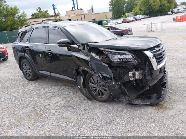 45404477 :رقم المزاد ، 5N1DR3BC5PC256252 vin ، 2023 Nissan Pathfinder Sv 4wd مزاد بيع