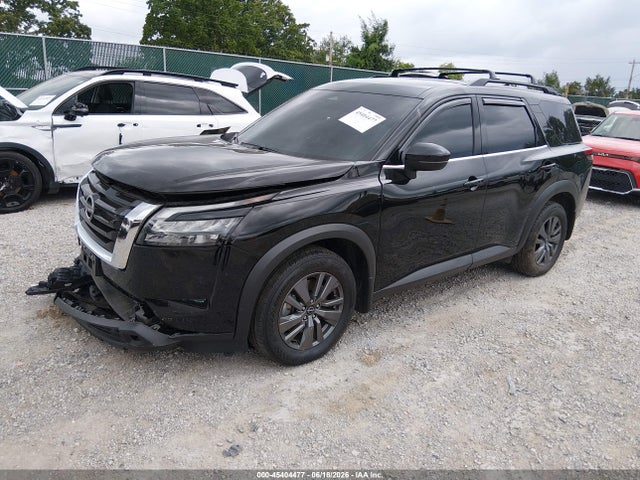 45404477 :رقم المزاد ، 5N1DR3BC5PC256252 vin ، 2023 Nissan Pathfinder Sv 4wd مزاد بيع