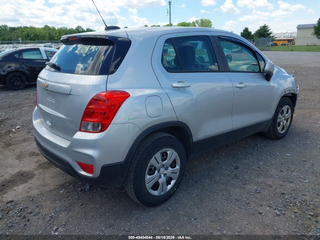 2018 Chevrolet Trax Ls მანქანა იყიდება აუქციონზე, vin: KL7CJKSB8JB647866, აუქციონის ნომერი: 45404544