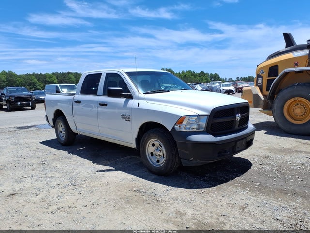 2019 Ram 1500 Classic Tradesman  4x4 5'7 Box მანქანა იყიდება აუქციონზე, vin: 1C6RR7KG1KS661924, აუქციონის ნომერი: 45404599