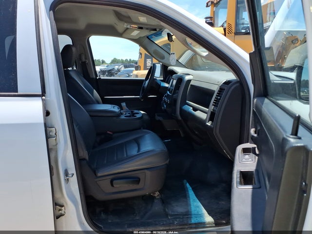 2019 Ram 1500 Classic Tradesman  4x4 5'7 Box მანქანა იყიდება აუქციონზე, vin: 1C6RR7KG1KS661924, აუქციონის ნომერი: 45404599