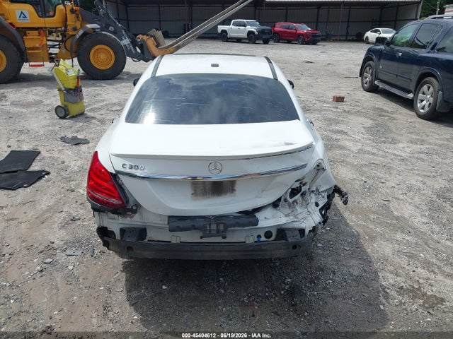 45404612 :رقم المزاد ، 55SWF4JB4JU249855 vin ، 2018 Mercedes-benz C 300 مزاد بيع