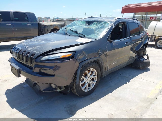 Jeep Cherokee Latitude 2015 1C4PJLCS5FW573038 Image 2