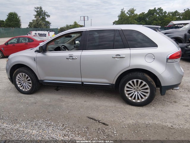 2011 Lincoln Mkx მანქანა იყიდება აუქციონზე, vin: 2LMDJ8JK4BBJ27574, აუქციონის ნომერი: 45404618