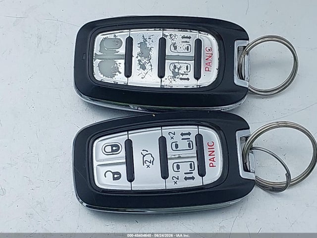 2019 Chrysler Pacifica Touring Plus მანქანა იყიდება აუქციონზე, vin: 2C4RC1FG3KR505709, აუქციონის ნომერი: 45404640