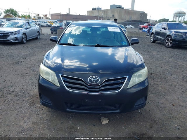 Продаж на аукціоні авто 2011 Toyota Camry Le, vin: 4T1BF3EK3BU150288, номер лоту: 45404689