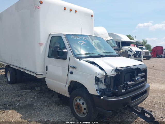 Продажа на аукционе авто 2018 Ford E-450 Cutaway, vin: 1FDXE4FS7JDC32634, номер лота: 45404728
