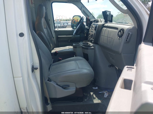 Продажа на аукционе авто 2018 Ford E-450 Cutaway, vin: 1FDXE4FS7JDC32634, номер лота: 45404728