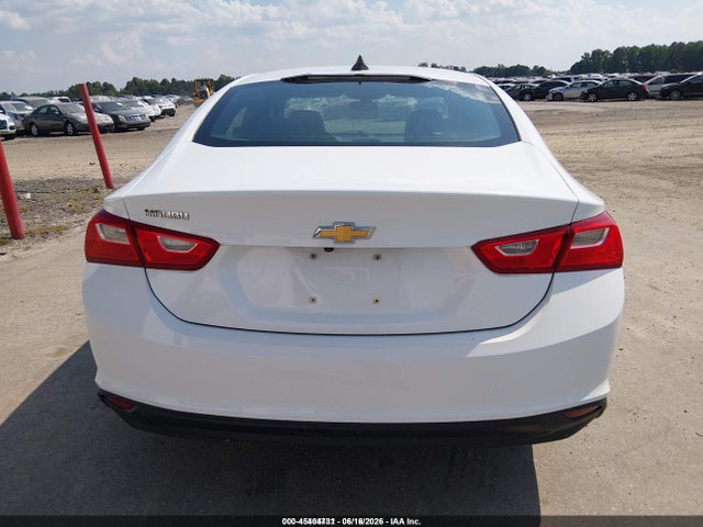 1G1ZC5ST0HF260578 Chevrolet Malibu 1fl