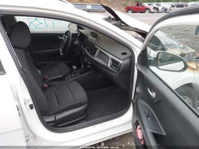 2018 Kia Rio S მანქანა იყიდება აუქციონზე, vin: 3KPA24AB0JE133565, აუქციონის ნომერი: 45404738