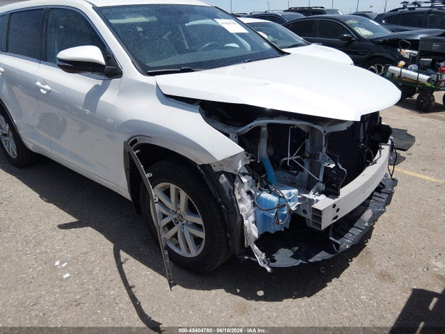 Продаж на аукціоні авто 2016 Toyota Highlander Le/le Plus, vin: 5TDBKRFH6GS345352, номер лоту: 45404780