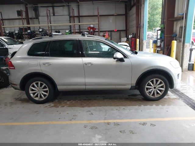 Aukcja sprzedaży 2016 Volkswagen Touareg Vr6 Sport, vin: WVGEF9BP2GD004200, numer aukcji: 45404837