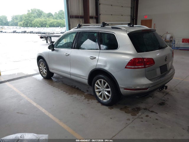 Aukcja sprzedaży 2016 Volkswagen Touareg Vr6 Sport, vin: WVGEF9BP2GD004200, numer aukcji: 45404837