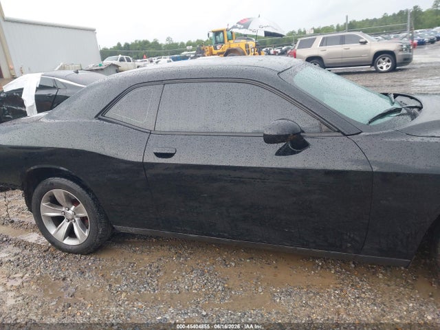 45404855 :رقم المزاد ، 2C3CDZAG9GH309607 vin ، 2016 Dodge Challenger Sxt مزاد بيع