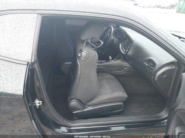 45404855 :رقم المزاد ، 2C3CDZAG9GH309607 vin ، 2016 Dodge Challenger Sxt مزاد بيع