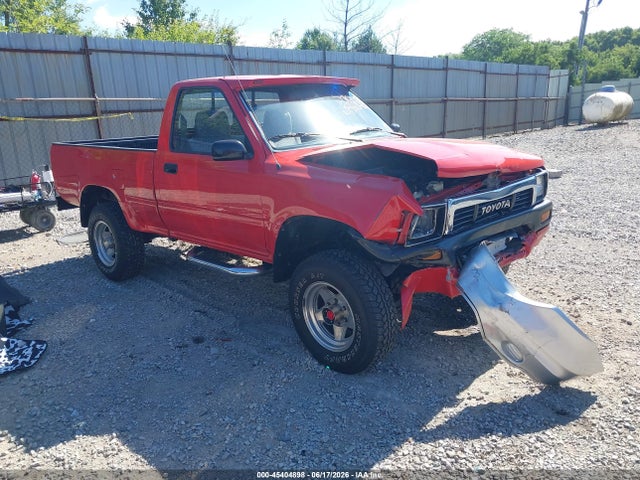 45404898 :رقم المزاد ، JT4RN01P1L7031838 vin ، 1990 Toyota Pickup 1/2 Ton Sht Wheelbase Dlx مزاد بيع
