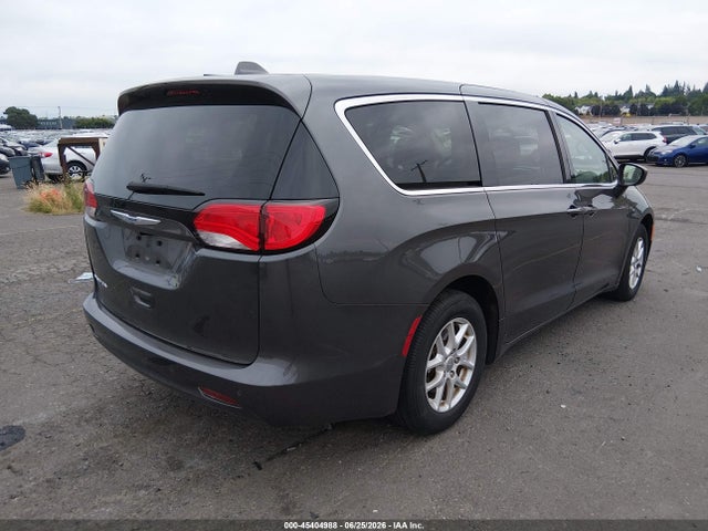 2C4RC1DGXJR253748 Chrysler Pacifica Touring