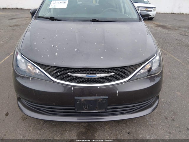 2C4RC1DGXJR253748 Chrysler Pacifica Touring