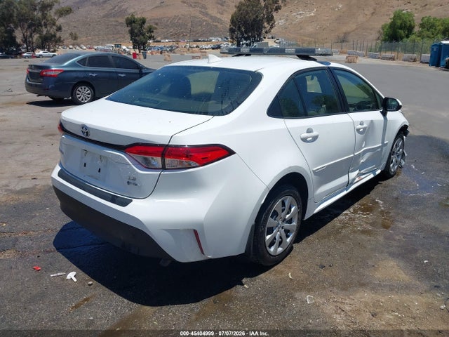 Toyota Corolla Hybrid Le 2025 JTDBCMFE2S3096922 Image 4
